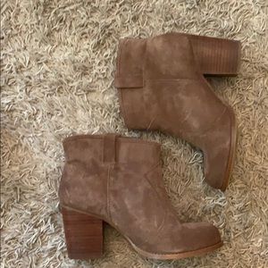 SPLENDID SUEDE BOOTS